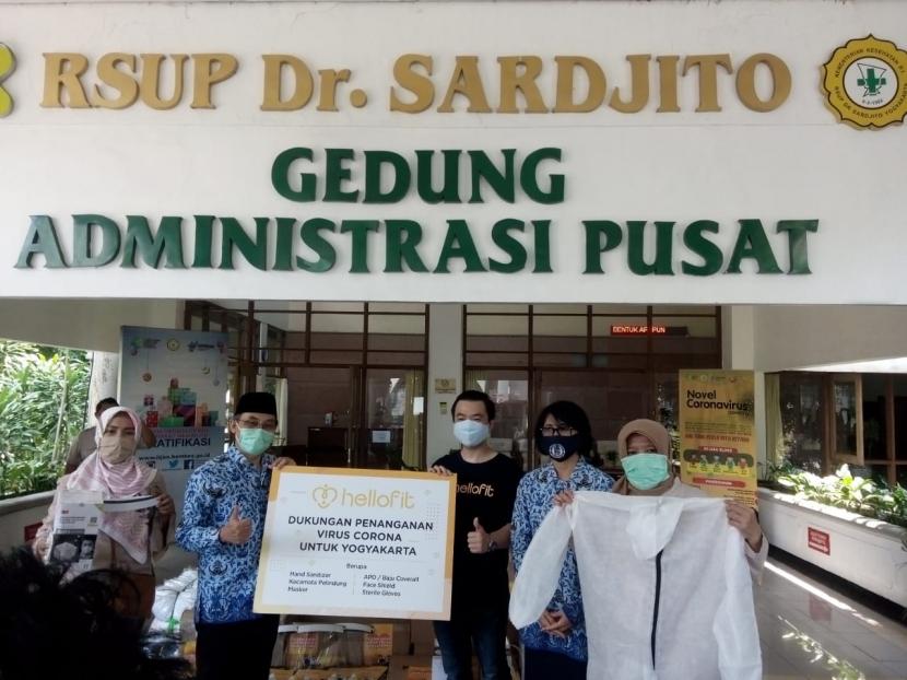 Hellofit memberikan donasi senilai Rp 700 juta kepada RSUP Dr Sardjito Yogyakarta, Senin (20/4).