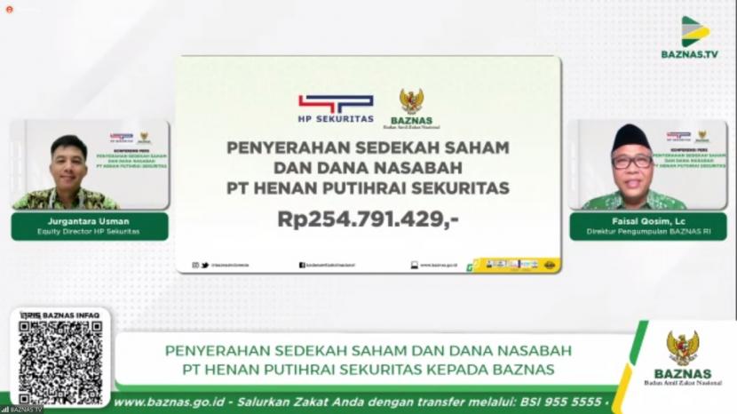 Henan Putihrai Sekuritas menunaikan sedekah dan zakat saham nasabah sebesar Rp 254 juta melalui Baznas, Kamis (17/3).