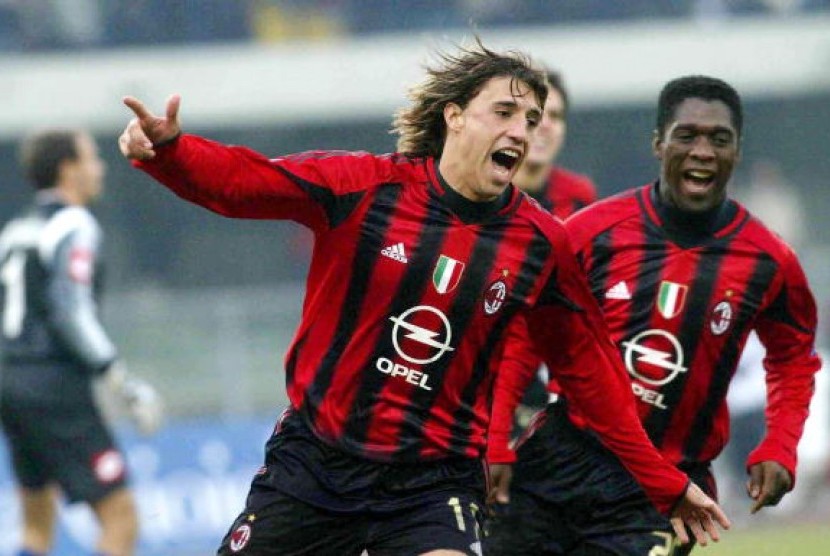 Hernan Crespo bersama Clarence Seedorf saat berkostum AC Milan.