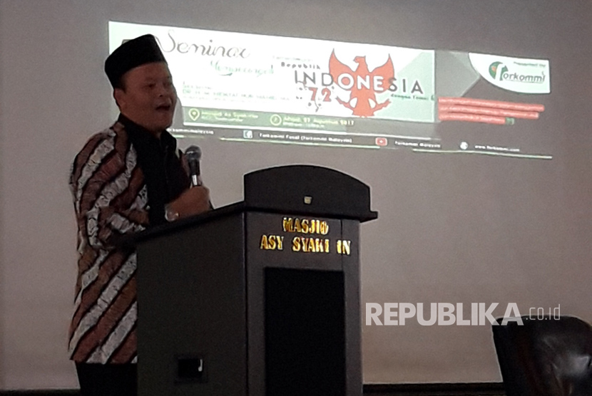 Hidayat Nur Wahid menjadi pemateri pada Seminar Kebangsaan HUT RI 72 Oleh FORKOMMI Malaysia