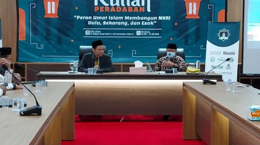 Hidayatullah menggelar Kuliah Peradaban II dengan mengundang narasumber Ketua Umum Dewan Pengurus Pusat (DPP) Hidayatullah, KH  Dr Nashirul Haq  dan Wakil Ketua Umum MUI Dr Anwar Abbas.