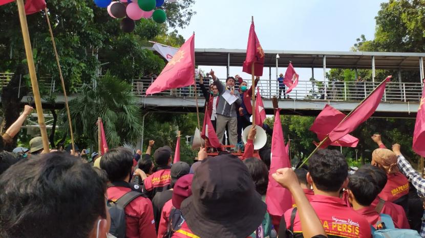 Hima Persis demo ke Jakarta menolak UU Ciptaker.