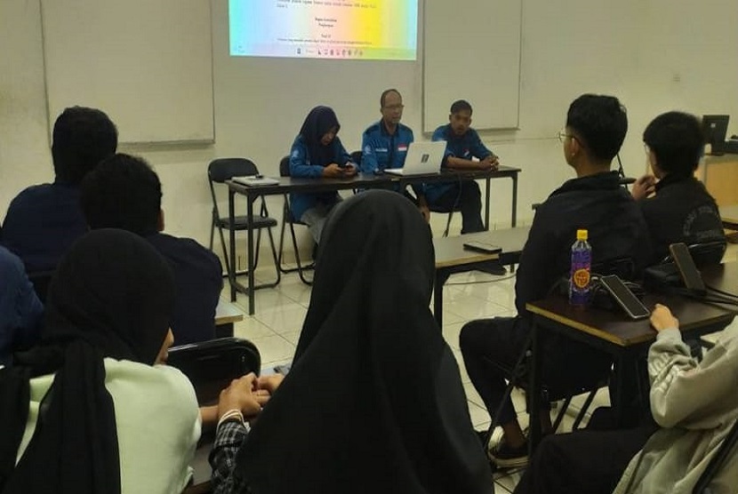 Himpunan Mahasiswa Ilmu Komputer (HIMAIK) Universitas BSI (Bina Sarana Informatika) Kampus Sukabumi menyelenggarakan kegiatan pembinaan ormawa yang didedikasikan untuk meningkatkan kualitas akademik, pengembangan pribadi dan kegiatan sosial mahasiswa.