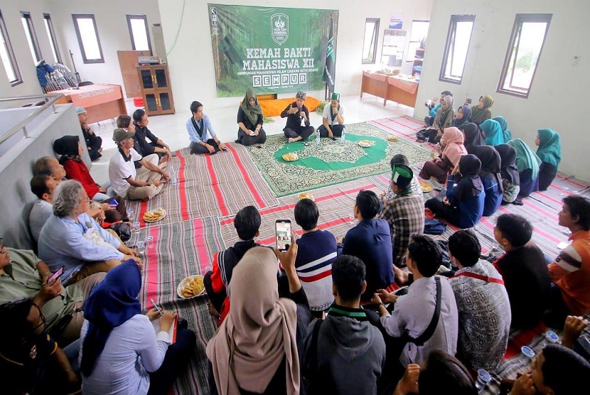 Himpunan Mahasiswa Islam Cabang Kota Bogor selenggarakan KBM (Kemah Bakti Mahasiswa) di wilayah Sempur