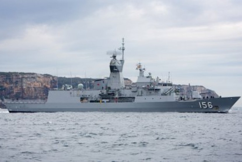  HMAS Toowoomba, salah satu kapal perang Australia yang ditantang militer Cina di Laut Cina Selatan. 