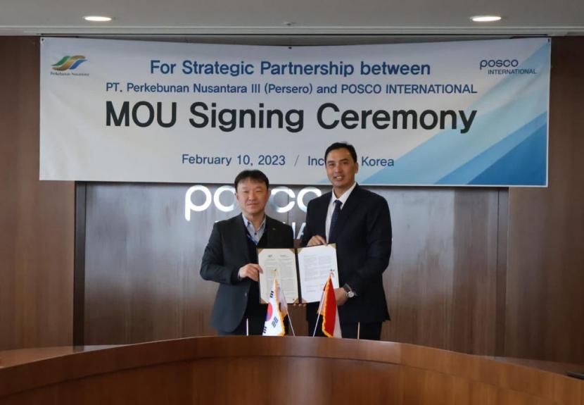 Holding BUMN Perkebunan, PT Perkebunan Nusantara III (Persero) menandatangani dua Nota Kesepahaman (MoU) kerja sama dengan mitra dari Korea Selatan (Korsel), yaitu Korea Management Association Consultants, Inc. (KMAC) dan POSCO International Corporation (POSCO). 