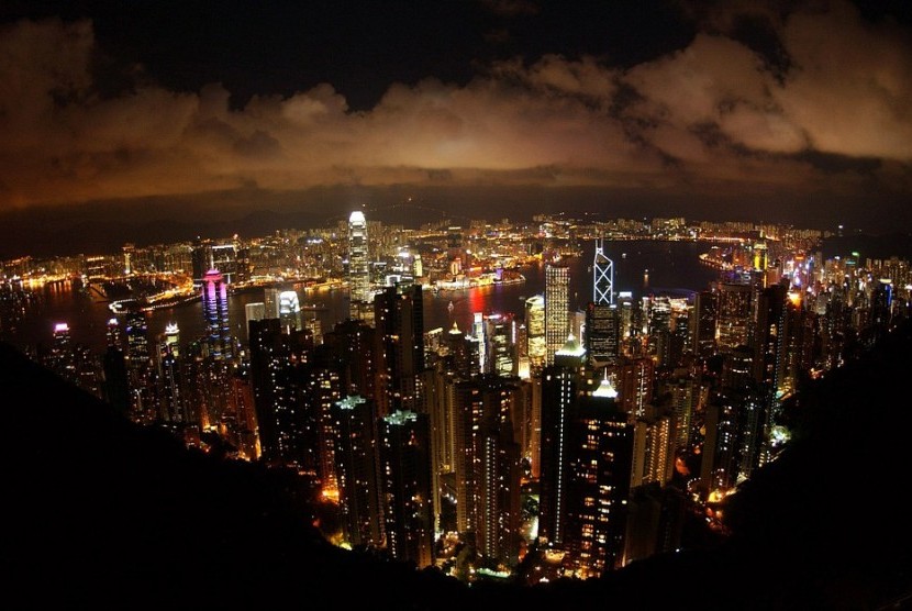 Hong Kong di malam hari