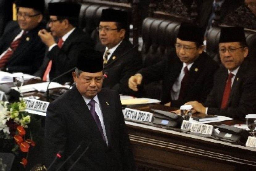 House Speaker Marzuki Alie chaired a joint session of the House of Representatives (DPR) and the Regional Representative Council (DPD) on Friday