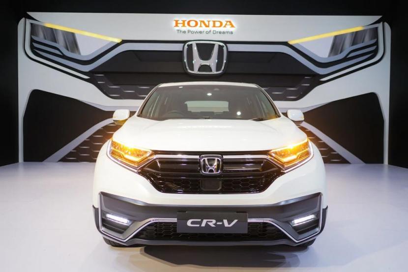 HPM meluncurkan tiga produk sekaligus yaitu New Honda Brio RS Urbanite Edition, New Honda CR-V dan New Odyssey.