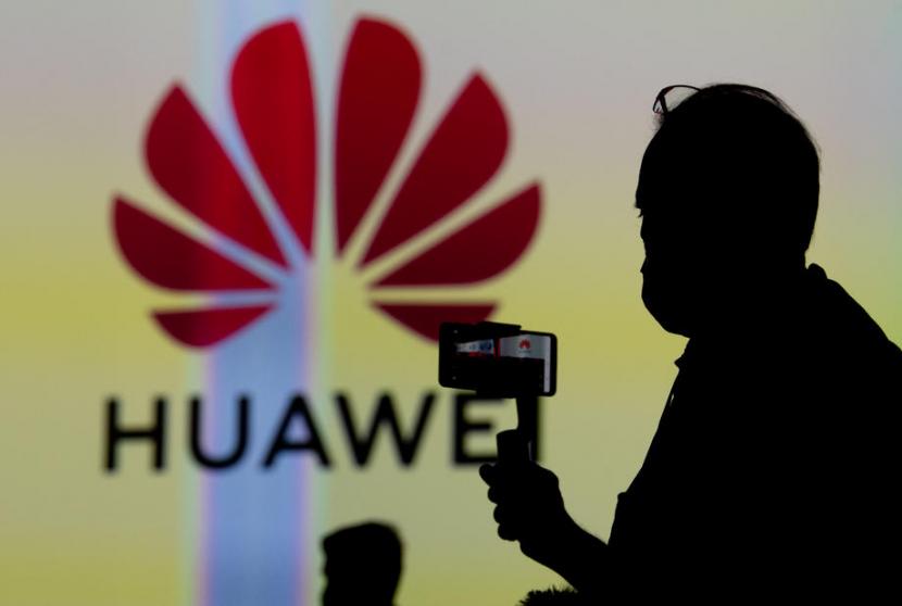 Huawei (Ilustrasi). Sumber pemerintah Jerman mengatakan Berlin mempertimbangkan untuk melarang komponen tertentu perusahaan Cina, Huawei dan ZTE dalam proyek jaringan telekomunikasi. Isu keamanan menjadi dasar pertimbangan ini.