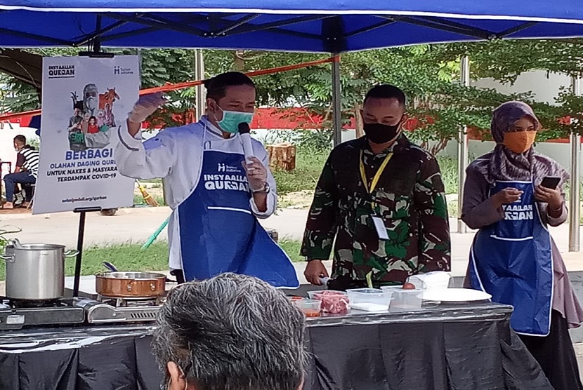 Human Initiative berkolaborasi dengan Chef Chandra melakukan demo masak bertemakan 