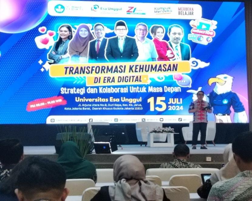 Humas Universitas Nusa Mandiri (UNM) menghadiri undangan Focus Group Discussion (FGD) dan sosialisasi terkait Anugerah Humas Diktiristek Tahun 2024 dengan tema Transformasi Kehumasan di Era Digital Strategi dan Kolaborasi Untuk Masa Depan. 