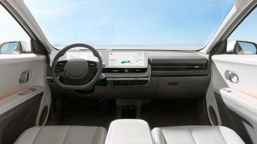 Hyundai Ioniq 5 hanya butuh waktu lima menit mengisi daya untuk menempuk 100 KM.