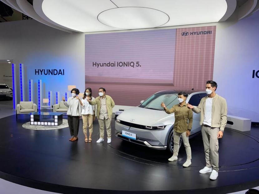 Hyundai meluncurkan IONIQ 5 yang jadi EV pertama yang dirakit di Indonesia. 