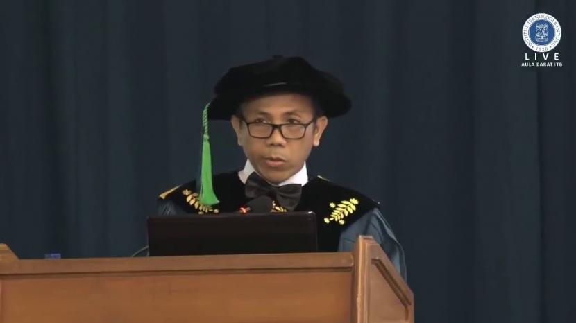  I Nyoman Pugeg Aryantha, yang baru saja dilantik menjadi  Rektor Institut Teknologi Sumatera (Itera) periode 2022-2026                                                                       