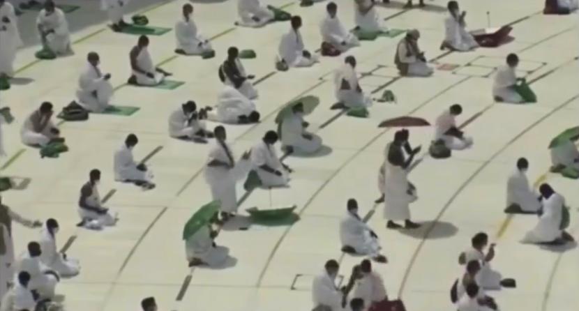 Penanganan Umroh oleh Arab Saudi Diapresiasi. Foto: Ibadah Umroh di Masa Pandemi