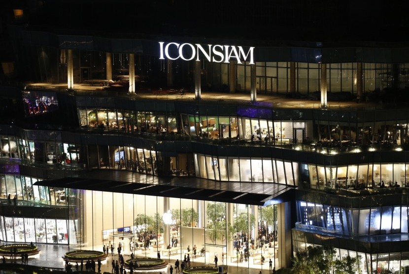 iconsiam, salah satu pusat perbelanjaan mewah di Bangkok, Thailand.