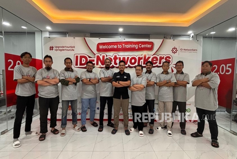 ID Networker mengadakan pelatihan mengenai keamanan jaringan pada 25-26 Juni 2025.