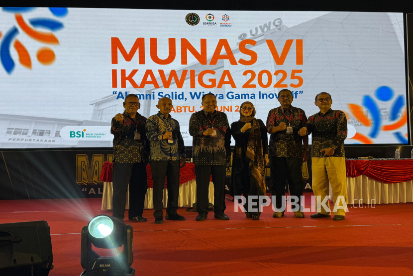 Ikatan Alumni Widya Gama.