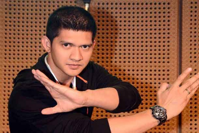 Iko Uwais Tampilkan Kembangan Pencak Silat Di Triple Threat Republika Online