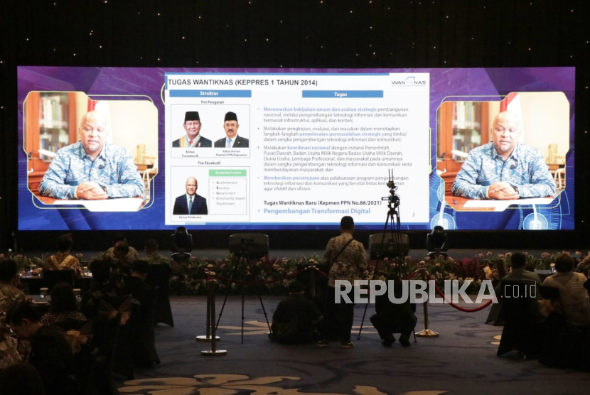 Ilham Habibie saat memberi sambutan dalam TOP Digital Awards 2025, Kamis (4/12/2025).