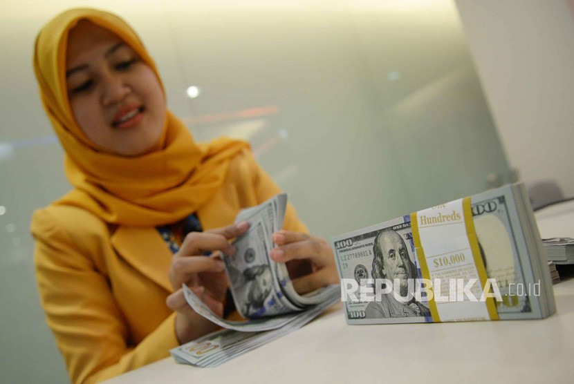 Asosiasi Sistem Pembayaran Indonesia (ASPI) menilai positig penguatan standarisasi kompetensi pelaku Sistem Pembayaran dan Pengelolaan Uang Rupiah (SPPUR). 