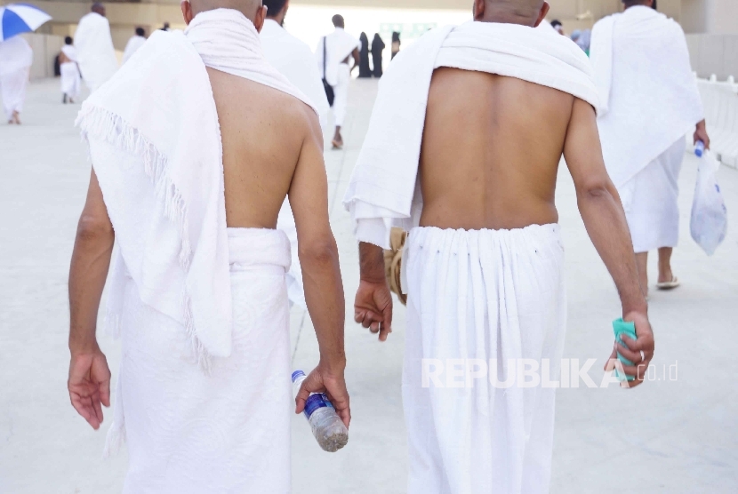  Bolehkah Jamaah Haji saat Ihram Memakai Cawat tak Berjahit?. Foto:  Ilustrasi Pakaian Ihram