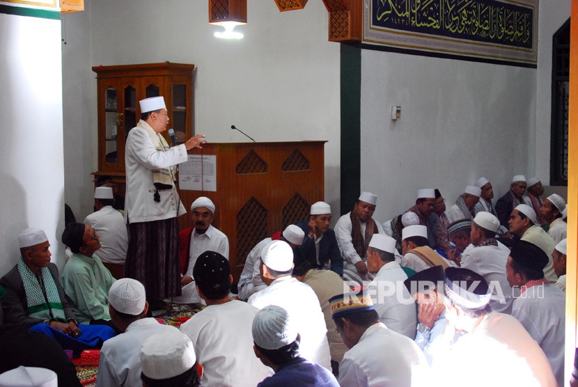 Kemenag tak Wajibkan Masjid Undang Penceramah Bersetifikat. Foto: Ilustrasi Penceramah