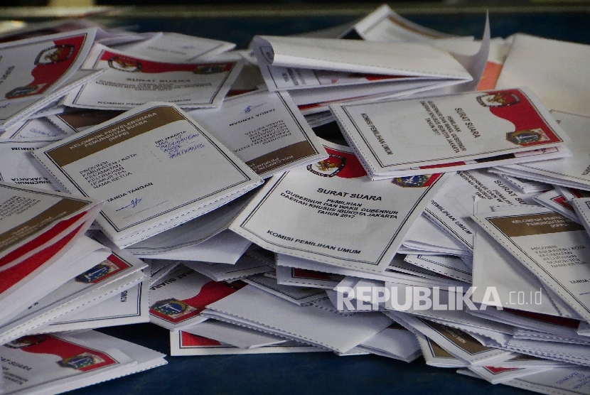Ilustrasi surat suara. Panwaslu Kuala Lumpur Malaysia menyelidiki dugaan setumpuk surat suara tercoblos.