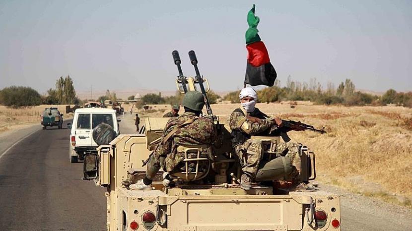 Ilustrasi: Tentara Afghanistan dalam operasi mengambil alih distrik Ghormach Provinsi Faryab dari kekuasaan Taliban. 