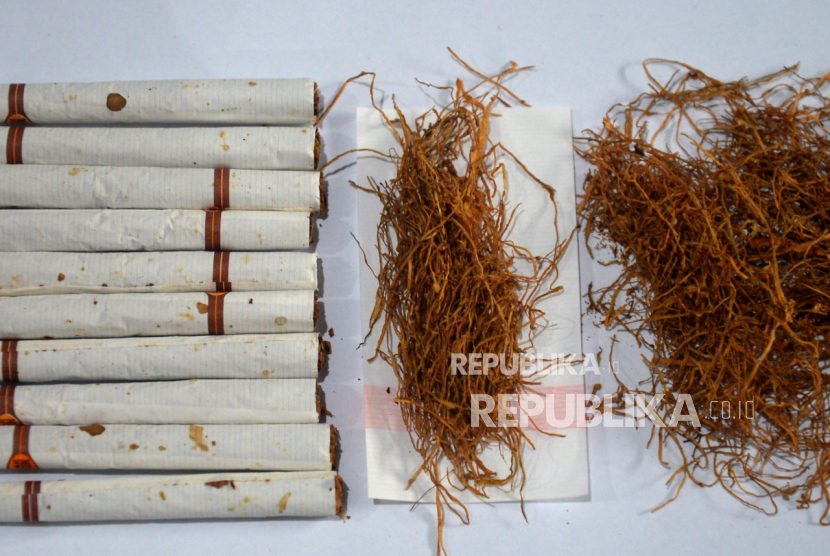ILUSTRASI Rokok