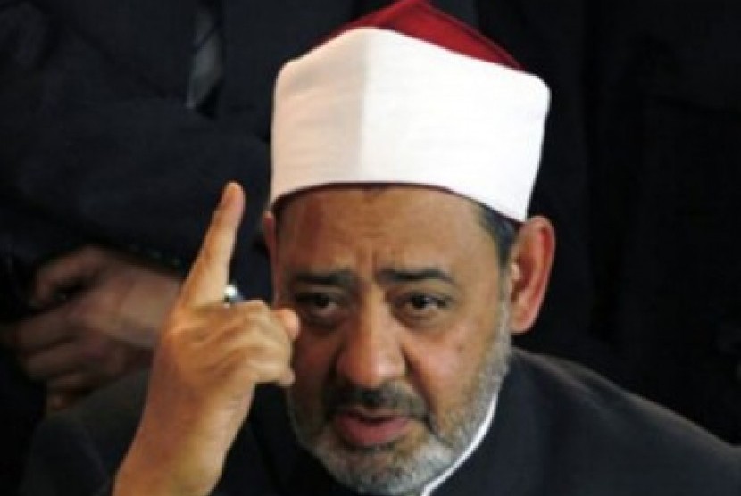 Imam Besar Al-Azhar, Sheikh Ahmed El-Tayeb, menyerukan dialog 