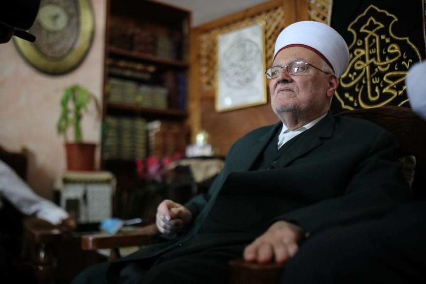 Imam Besar Masjid Al-Aqsa sekaligus Presiden Dewan Islam Tertinggi di Yerusalem Sheikh Ekrima Sabri di Yerusalem pada 3 Juni 2020.