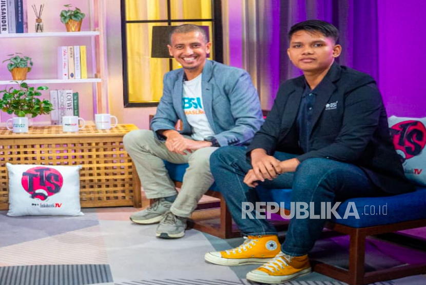 Kisah Perjalanan Seorang Kuli Hingga Menjadi Mahasiswa UI