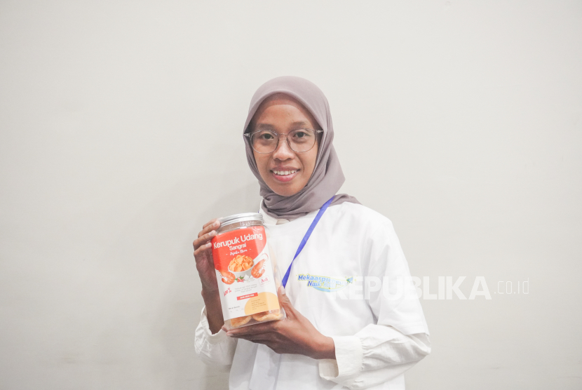 Imrotus Sofiyah, menjadi contoh sukses bahwa pengusaha ultramikro dapat berkembang pesat ketika mendapatkan pendampingan yang tepat.