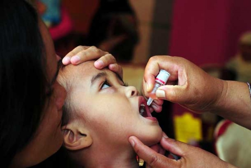 Ukraina termasuk negara skeptis terhadap vaksin polio. Imunisasi polio dan campak pada balita (Ilustrasi)