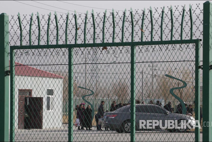Penelitian menunjukkan pemerintah China sedang memperluas kamp-kamp penahanan Xinjiang. Ilustrasi.