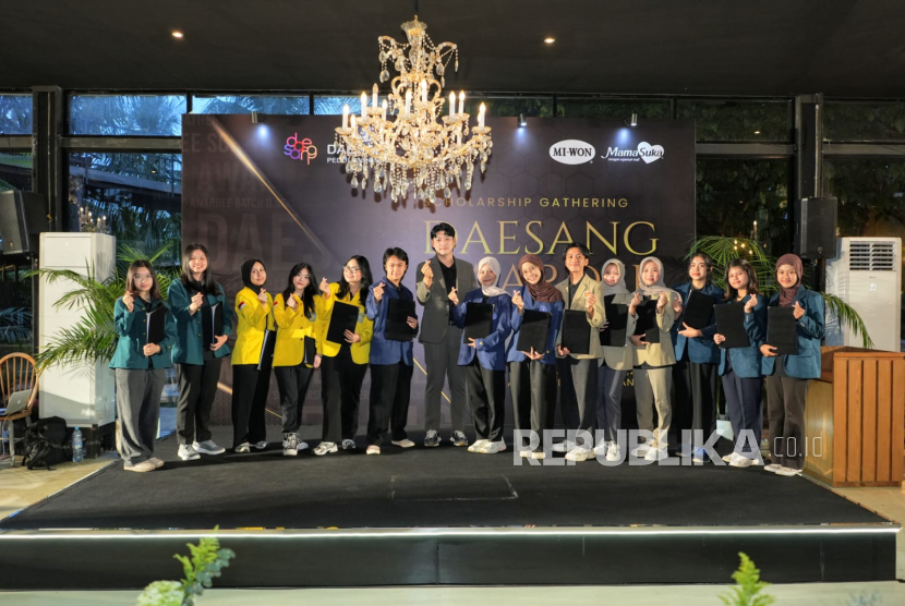 Dukung Peningkatan Kualitas SDM Indonesia, Daesang Berikan Beasiswa kepada Mahasiswa Berprestasi