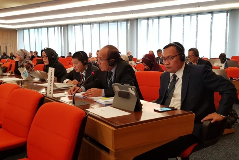 Indonesia dalam hal ini Kementerian Perhubungan c.q. Direktorat Jenderal Perhubungan Laut turut berpartisipasi dalam Sidang Advisory Committee (AC) International Mobile Satelite Organization (IMSO) ke-44 di London, Inggris. 
