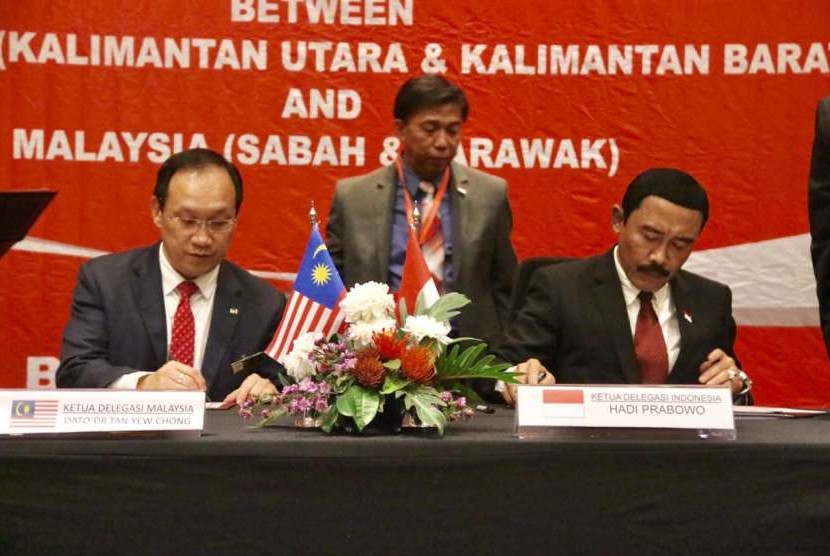  Indonesia dan Malaysia menggelar forum bilateral Joint Indonesia-Malaysia Committee (JIM) on Demarcation and Survey of International Boundary, di Bandung 