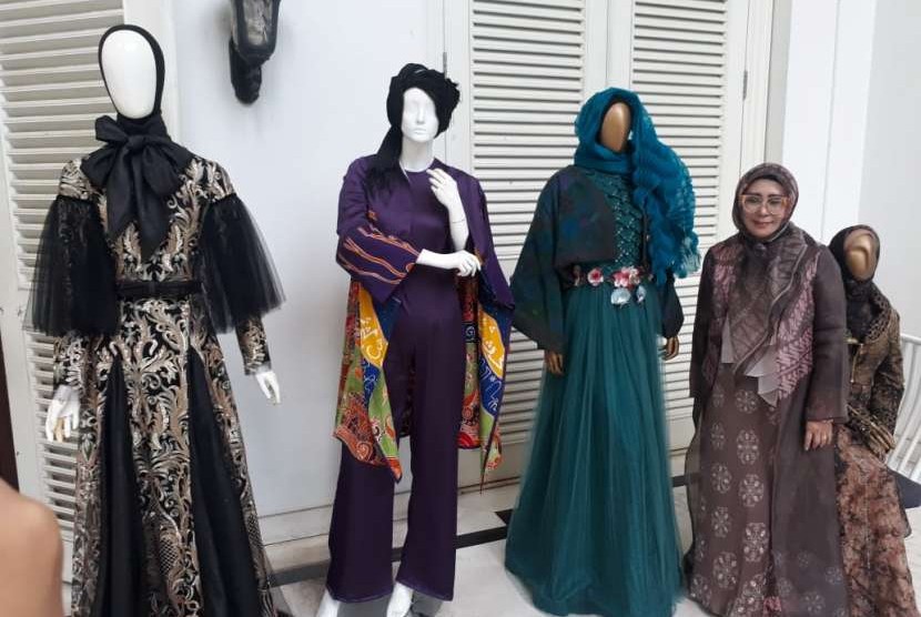 Indonesia Modest Fashion Designer (IMFD) akan menggelar Indonesia Modest Fashion Week (IMFW) 2018 yang mengusung tema “Heritage Long The Coast of Indonesia‘ di Cendrawasih Hall, Jakarta Convention Center (JCC), Jakarta pada 3 sampai 7 Oktober 2018.