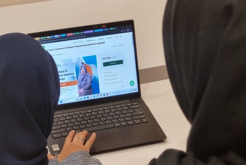 Indonesian Halal Training & Education Center meluncurkan program IHATEC E-Learning Program. Program ini bertujuan untuk memberikan akses lebih luas kepada para peserta guna mengembangkan keahlian serta portofolio mereka khususnya di bidang Halal dan topik terkait, secara fleksibel dan daring.