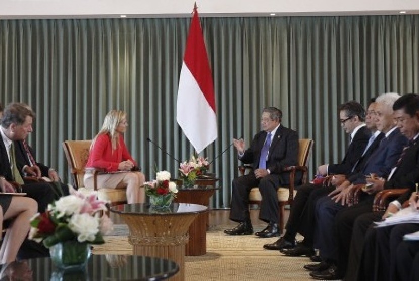 Indonesian President Susilo Bambang Yudhoyono (left) meets the visiting Princess Maxima of the Netherlands in Nusa Dua, Bali, on Tuesday. 
