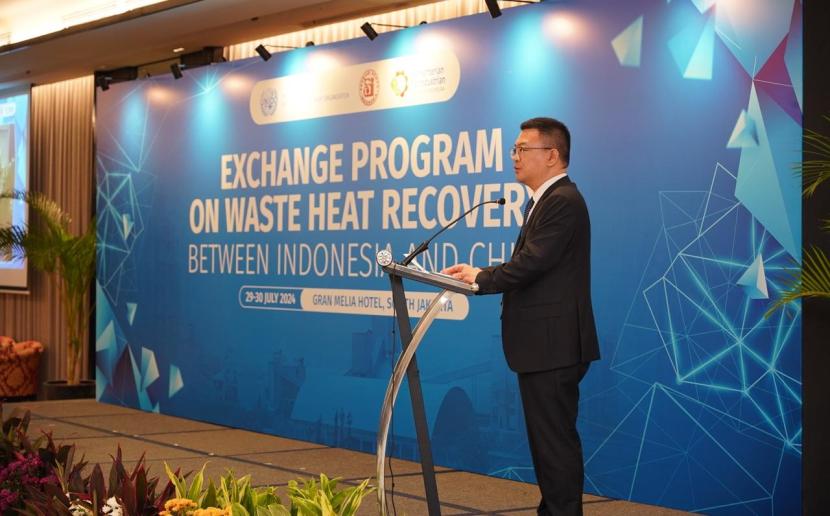 Industri semen Indonesia dan Tiongkok melakukan kolaborasi pengelolaan waste heat recovery melalui program pertukaran yang difasilitasi oleh United Nations Industrial Development Organization (UNIDO).