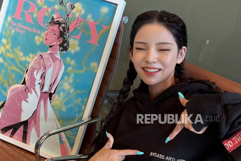 Influencer virtual Korea Selatan, Rozy. Industri kreatif Negeri Ginseng mulai memanfaatkan kecerdasan buatan untuk menciptakan sosok-sosok digital yang bisa bersaing dengan selebritas sungguhan.