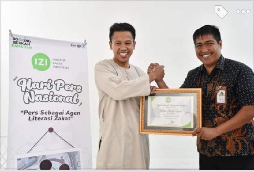 Inisiatif Zakat Indonesia (IZI) Sulawesi Selatan menggelar diskusi bertema Pers Sebagai Agen Literasi Zakat