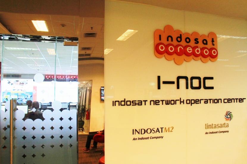 PT Indosat Tbk (ISAT) menyampaikan rencana penggabungan dengan PT Hutchinson 3 Indonesia masih belum terikat. Direktur dan Chief Financial Officer Indosat, Eyas Naif Assaf mengatakan saat ini masih terlalu dini untuk membicarakan bentuk merger dan lainnya.