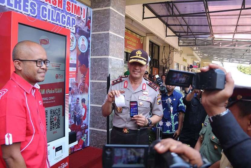 Inovasi Polres Cilacap permudah wargaya untuk perpanjangan SIM dengan T SIM 