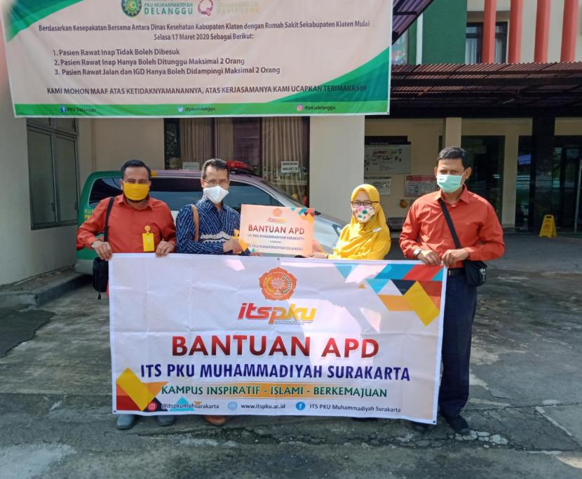 Insitut Teknologi Sains dan Kesehatan (ITS) PKU Muhammadiyah Solo mendonasikan sekitar 500 paket lebih alat pelindung diri (APD) ke sejumlah rumah sakit PKU di Solo Raya.