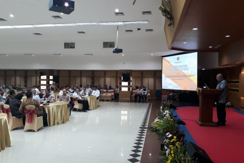 Inspektur Jenderal (Irjen) Kemenhub Wahyu Satrio Utomo membuka Forum Grup Discussion (FGD) Penyusunan Kode Etik Pelaut pada hari ini, Selasa (18/12) di Jakarta. 